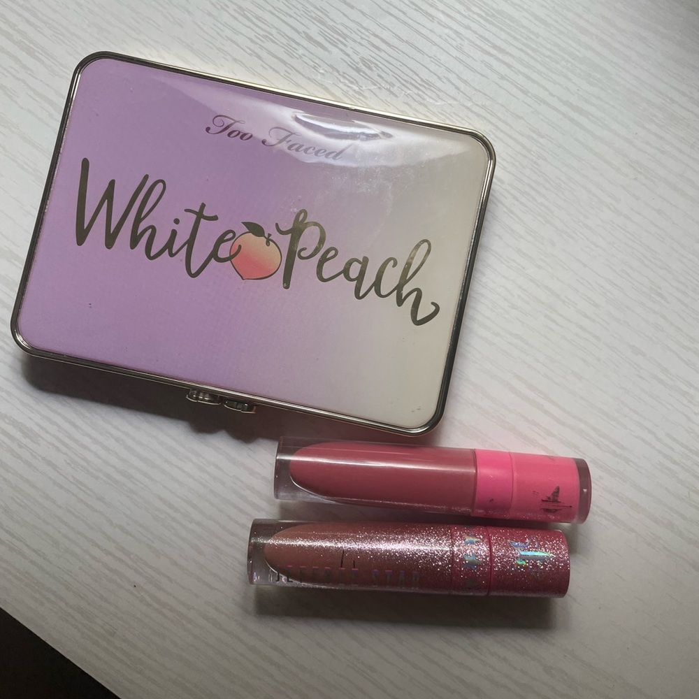 Too faced Eyeshadow palette & jeffree star liquid lipstick